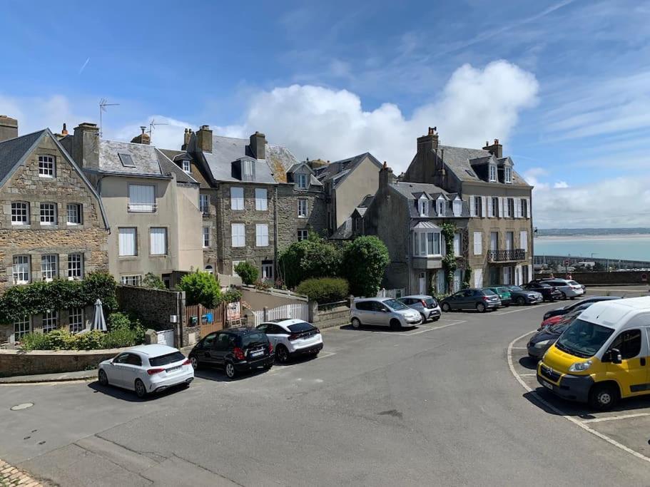 Maison Du Cap Lihou, Duplex Au 1Er Et 2Eme Etage Mansarde, Quartier Historique, Granville Exteriör bild